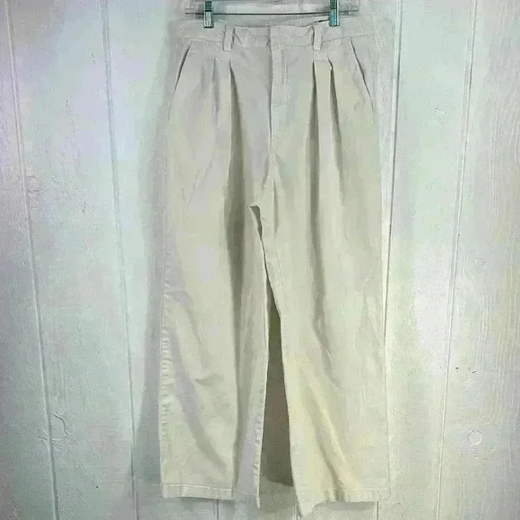 GAP Women’s Wide Leg Cream Pleated Khakis Pants 29” inseam with double enclosure - Picture 1 of 10